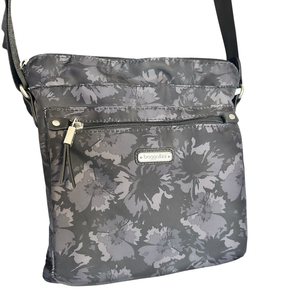 Baggallini Crossbody Bag And Wallet Pouch Set Black And Gray Floral Travel Purse - Picture 4 of 14